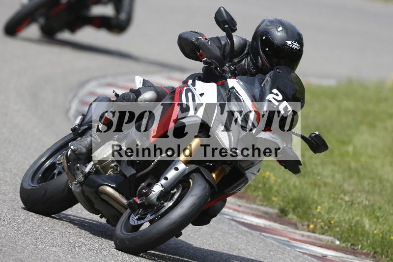 /27 12.06.2025 Ducati Schweiz Trackday Warmup  ADR/gruen-vert/20